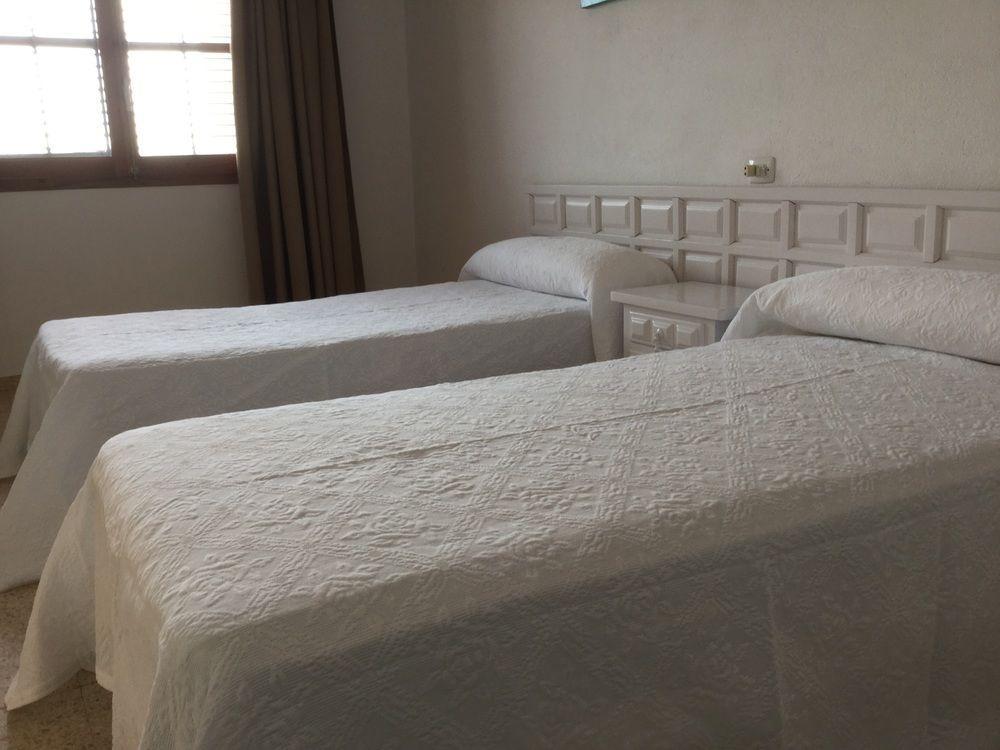 Sant Antoni de Portmany Apartamentos Alba מראה חיצוני תמונה